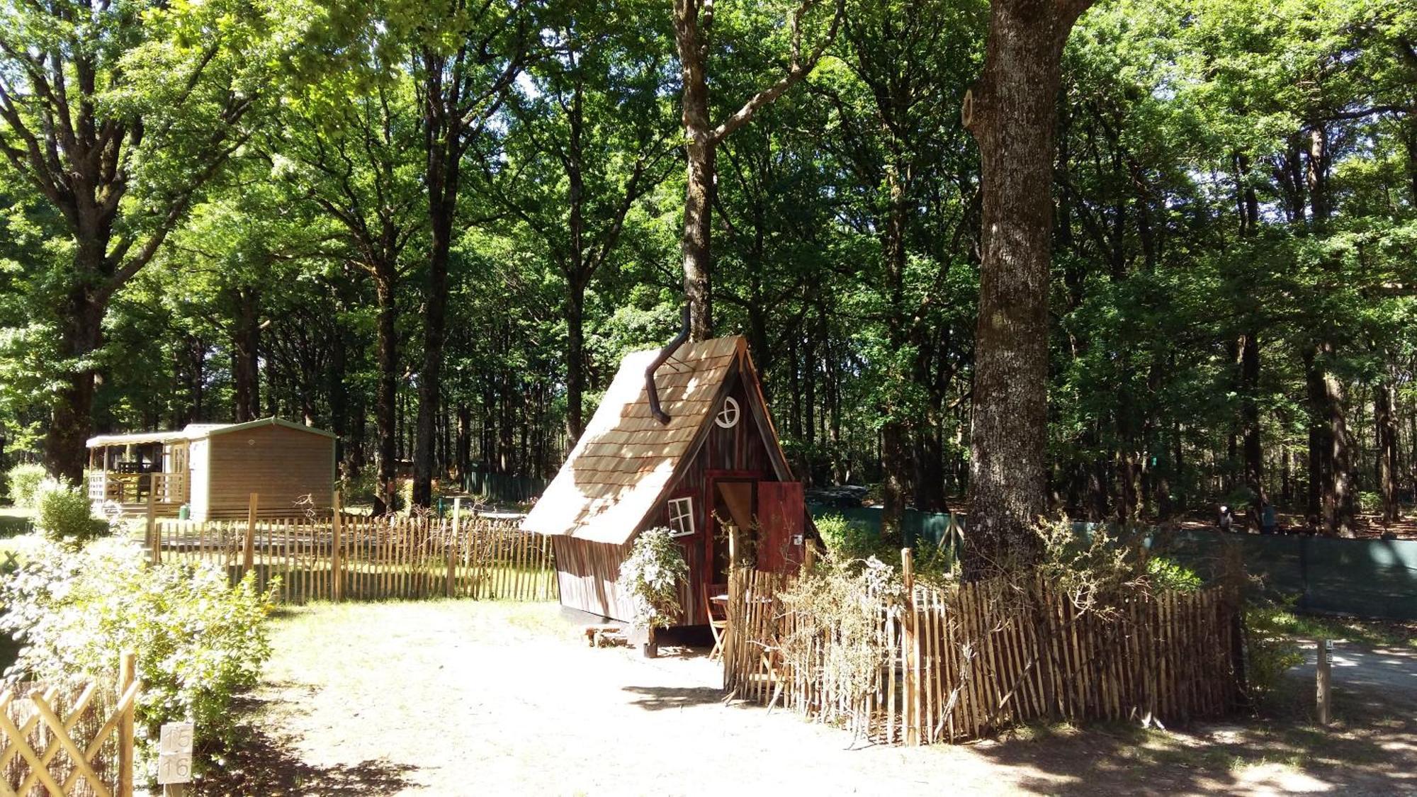 Camping Oaki Mesnard-la-Barotiere Exterior photo