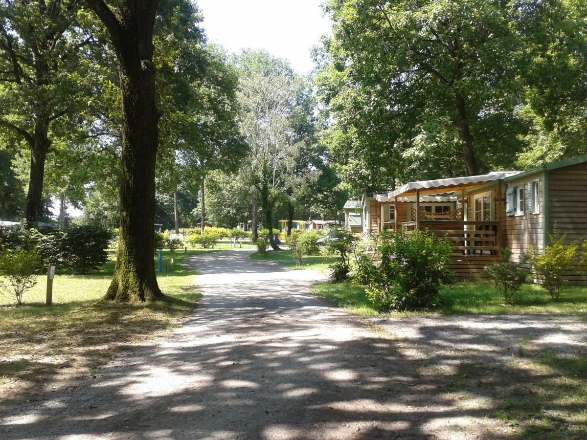 Camping Oaki Mesnard-la-Barotiere Exterior photo
